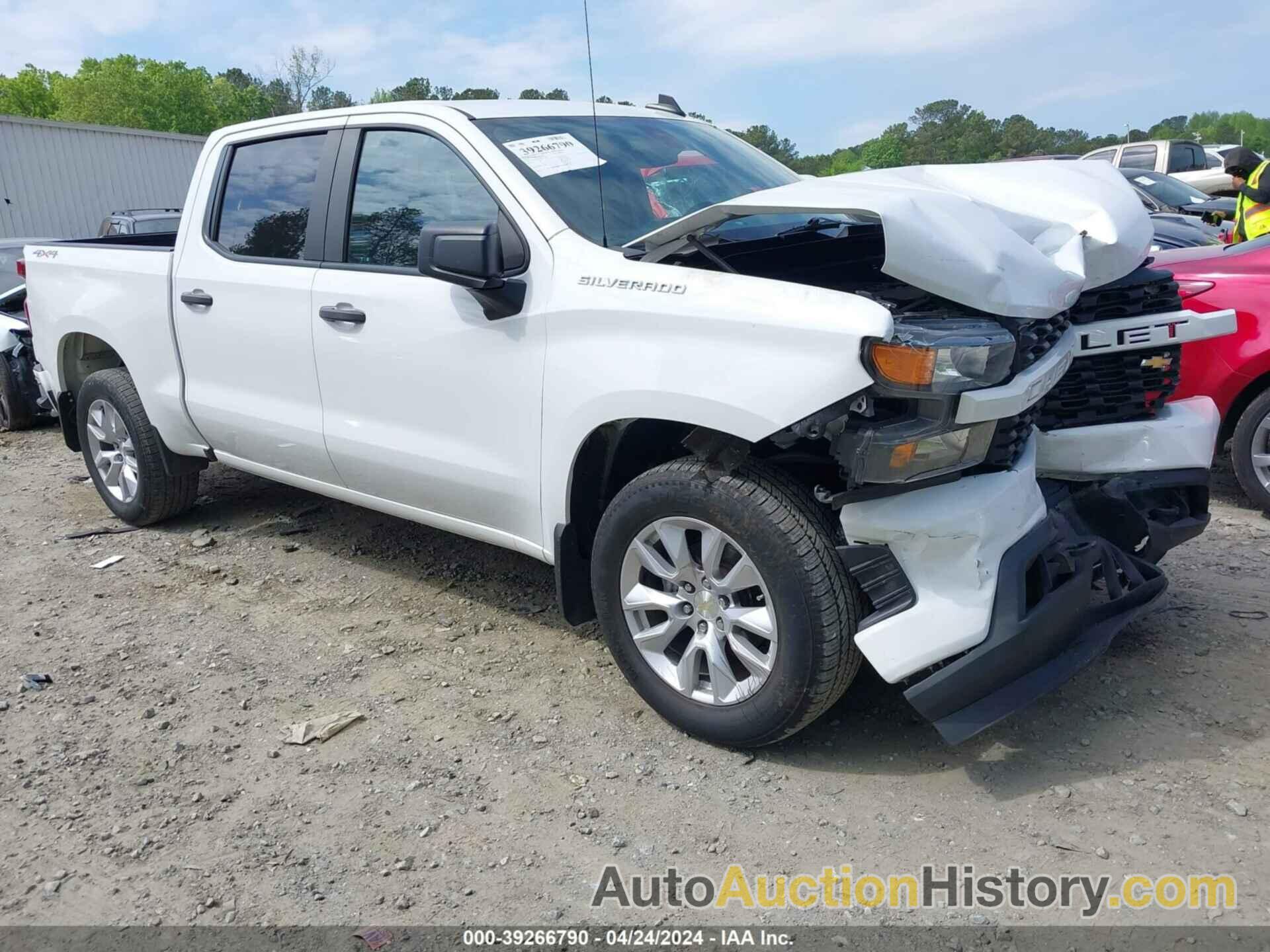 CHEVROLET SILVERADO 1500 4WD  SHORT BED CUSTOM, 3GCPYBEK1MG285340