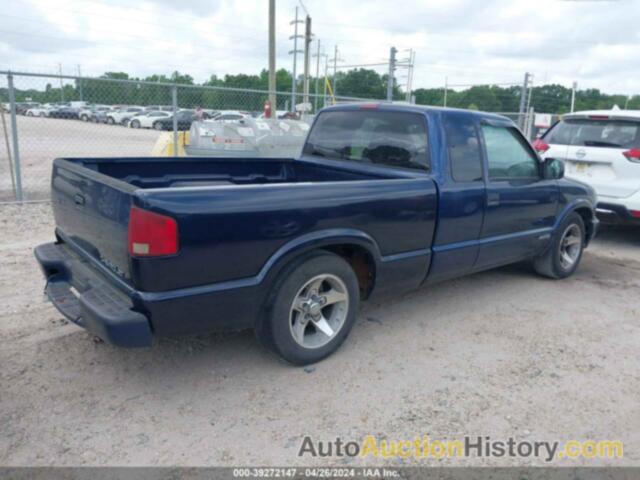 CHEVROLET S-10 LS, 1GCCS19WX28170908