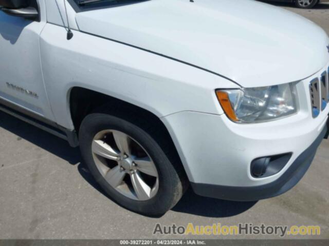 JEEP COMPASS LATITUDE, 1C4NJDEB6DD246179