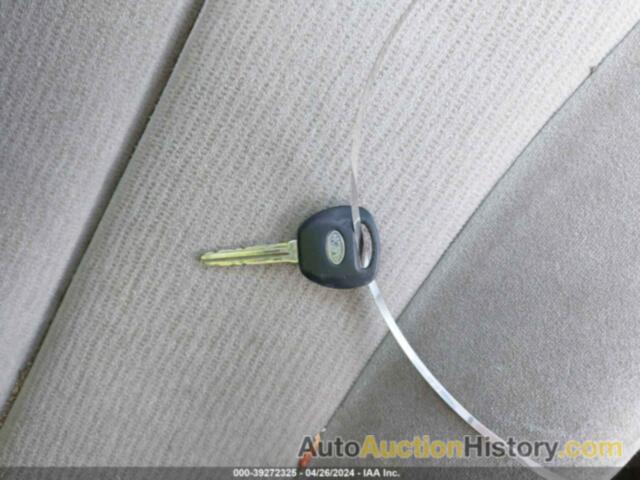 KIA SEDONA EX/LX, KNDMB233866051071