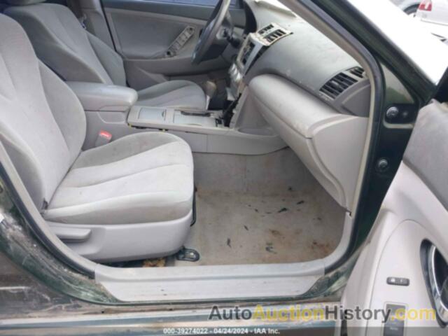 TOYOTA CAMRY LE, 4T1BF3EK1AU525979