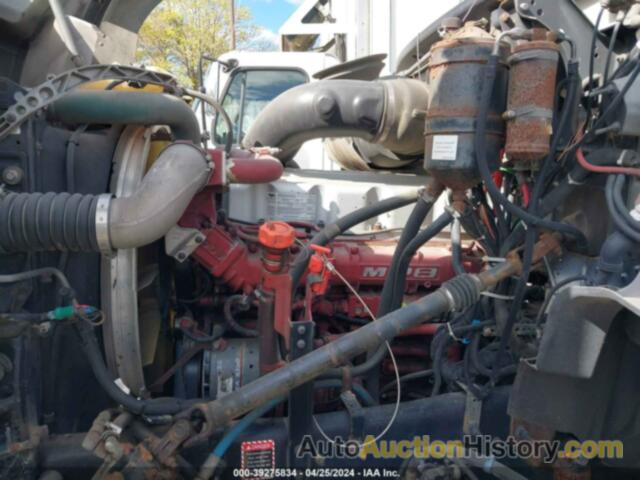 MACK 800 GU800, 1M2AX18C0CM015126