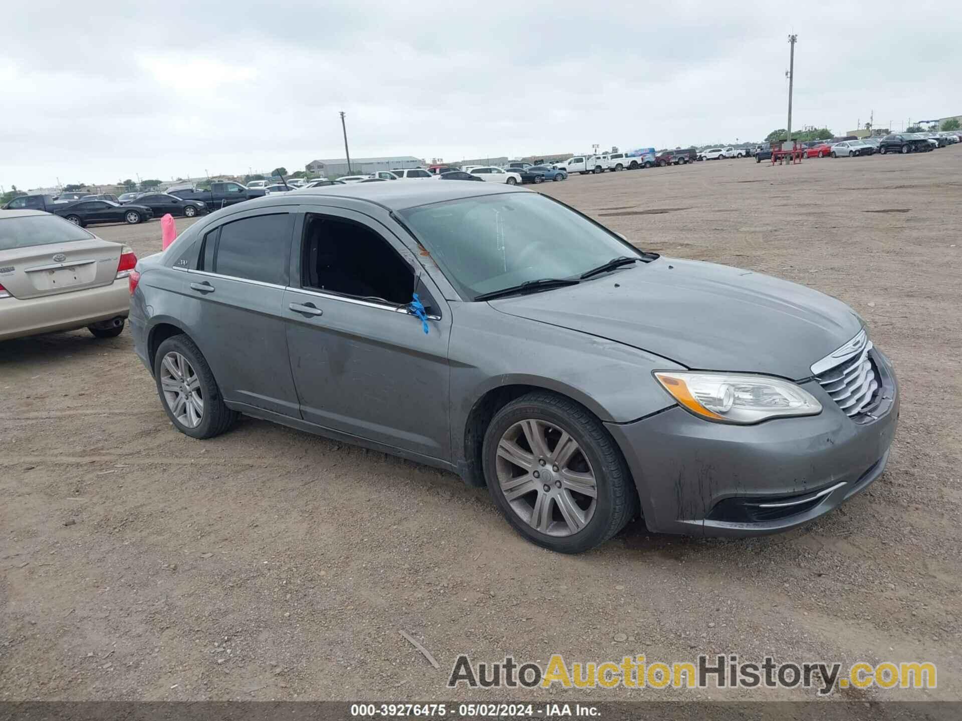 CHRYSLER 200 LX, 1C3CCBAB8DN765244