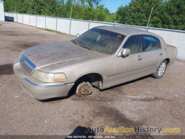 LINCOLN TOWN CAR SIGNATURE LIMITED, 2LNHM82V18X656182