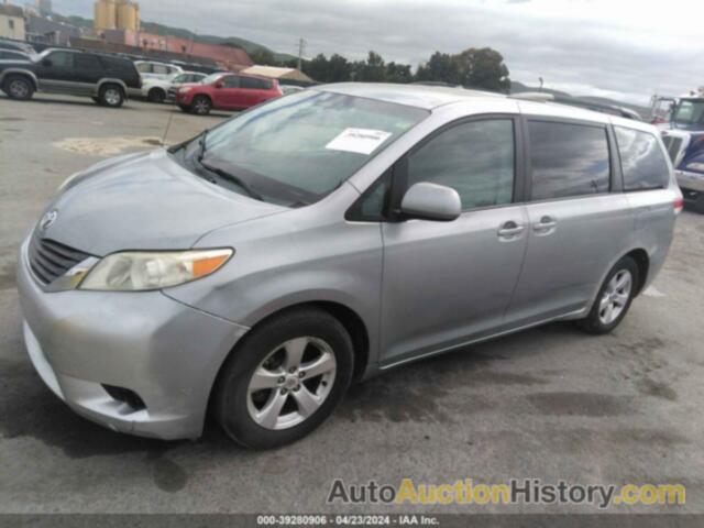 TOYOTA SIENNA LE V6 8 PASSENGER, 5TDKK3DC1DS306457