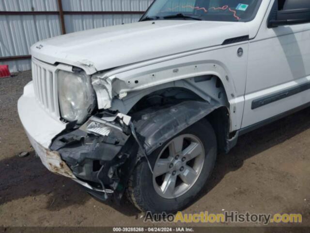 JEEP LIBERTY SPORT, 1J8GN28K69W537962