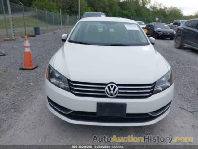 VOLKSWAGEN PASSAT S, 1VWAH7A33DC14465