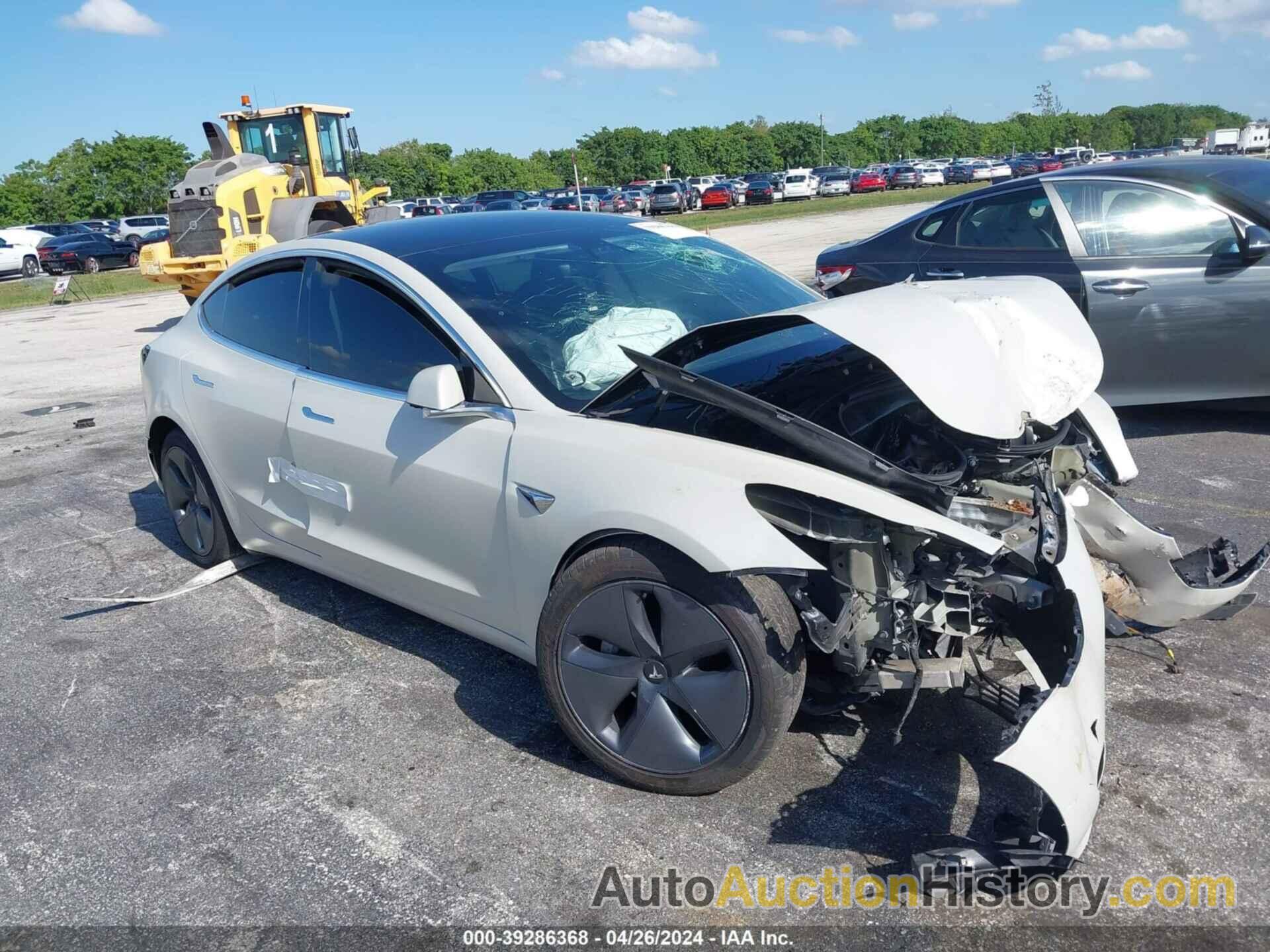 TESLA MODEL 3 LONG RANGE/PERFORMANCE, 5YJ3E1EB8JF181947