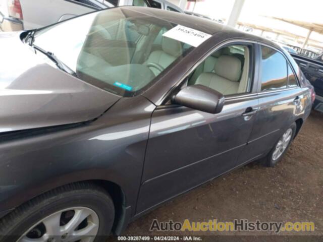 TOYOTA CAMRY LE, 4T4BF3EK0BR203356