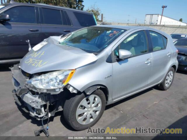 TOYOTA PRIUS C, JTDKDTB37E1568186