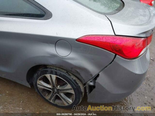 HYUNDAI ELANTRA SE, KMHDH6AE7DU013538