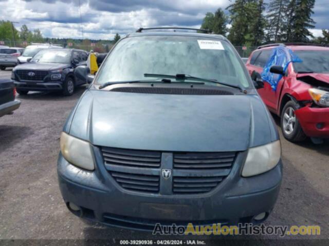 CHRYSLER TOWN & COUNTRY, 