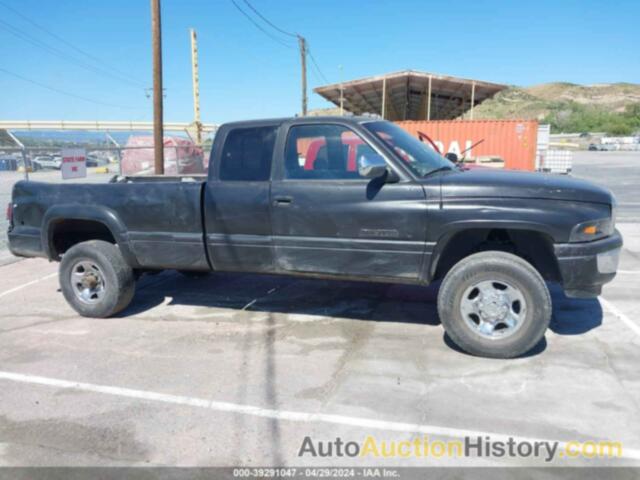 DODGE RAM 2500, 1B7KC2363XJ646178