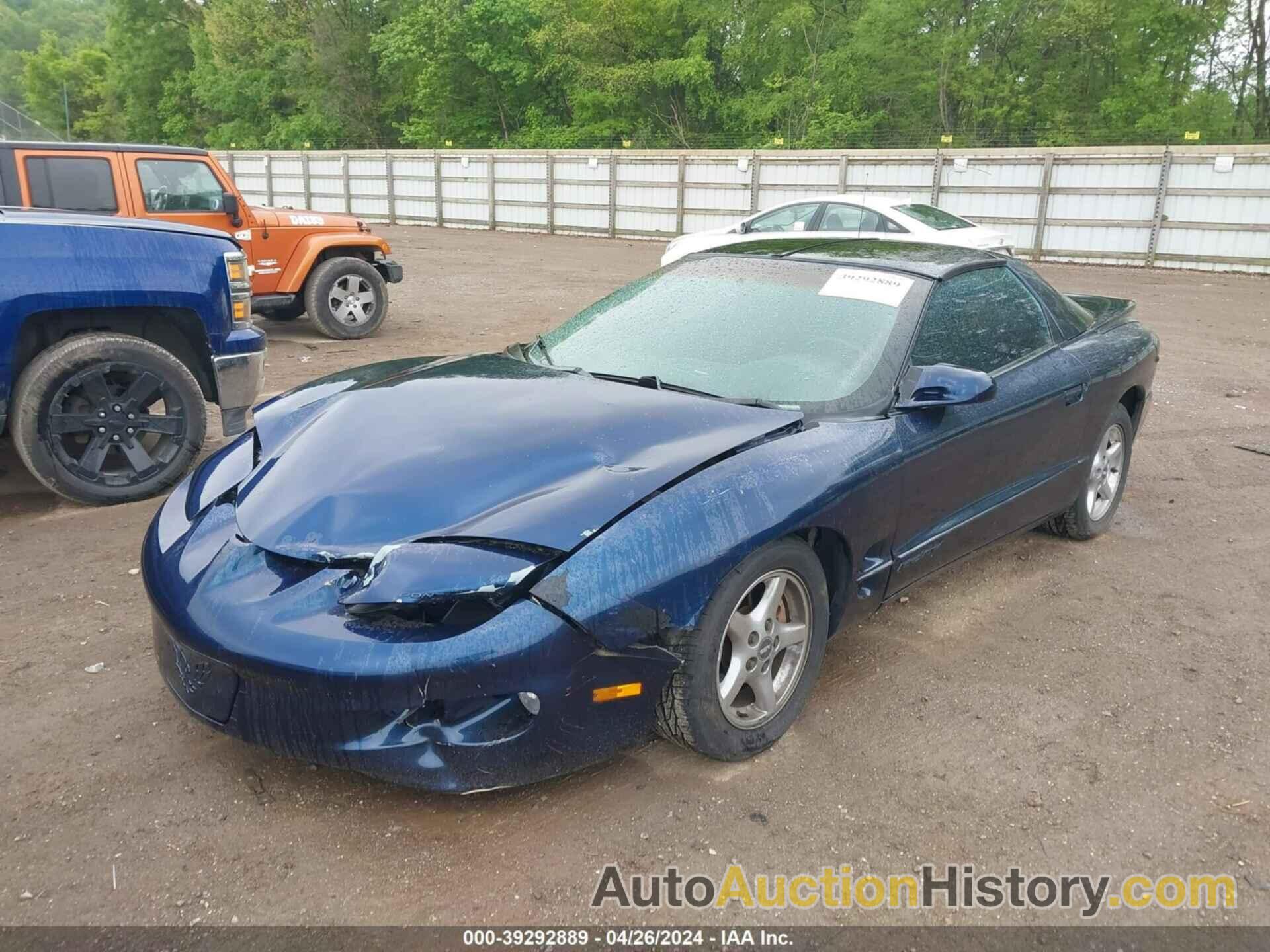 PONTIAC FIREBIRD, 2G2FS22K3Y2141576