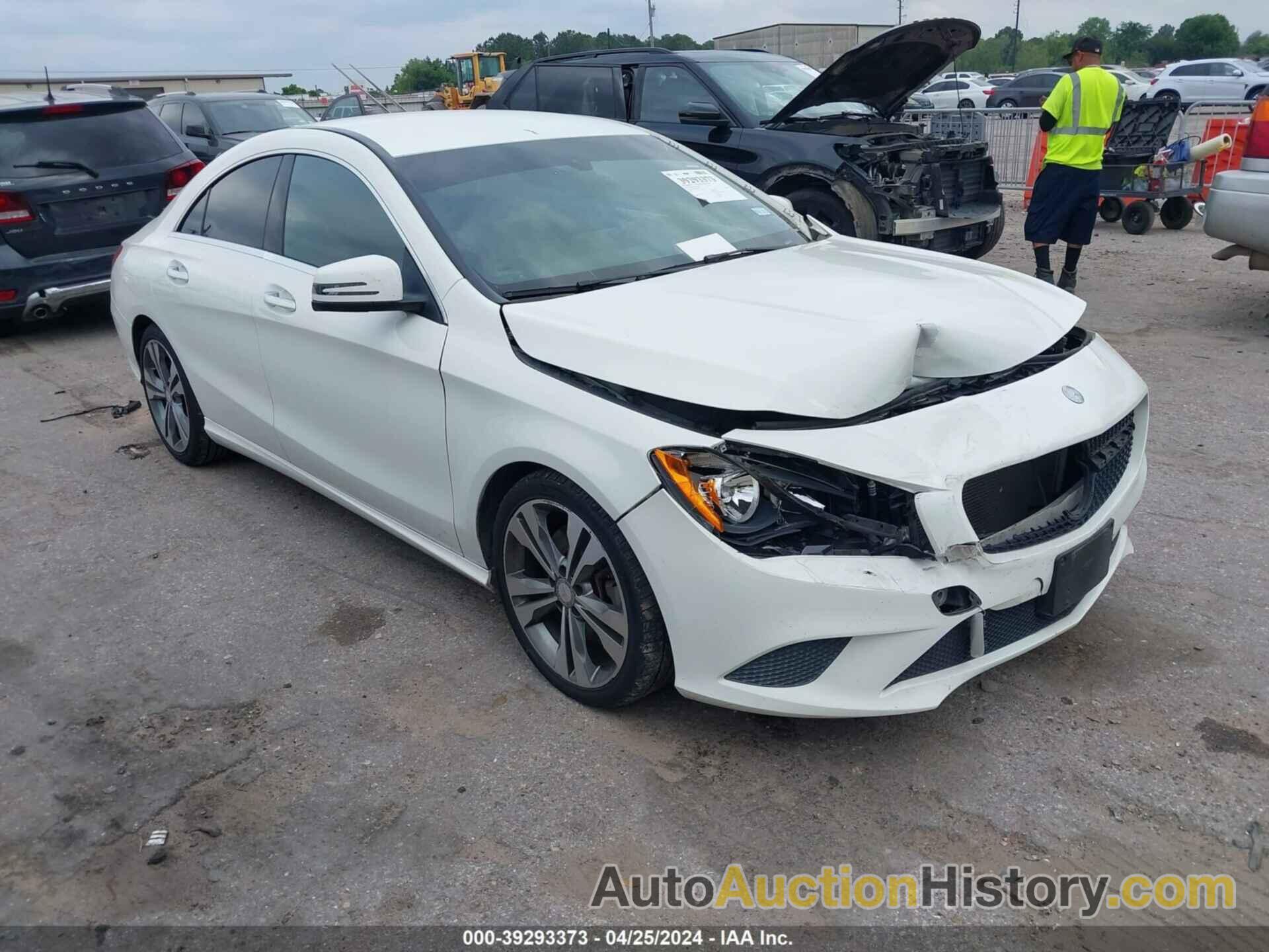 MERCEDES-BENZ CLA 250, WDDSJ4EB3GN360079