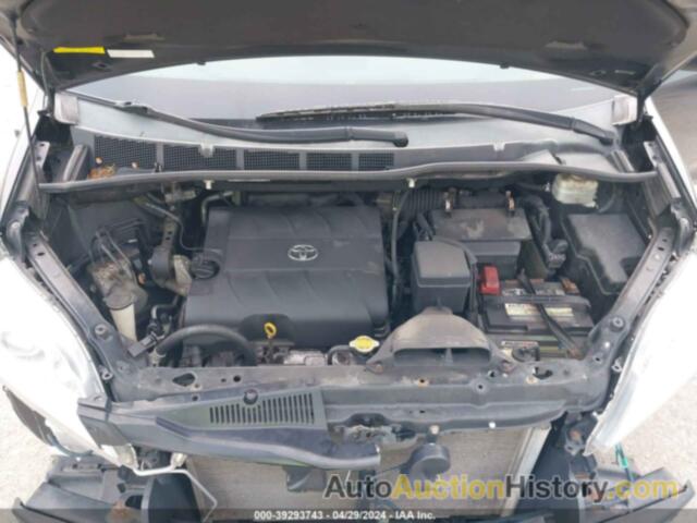 TOYOTA SIENNA LE, 5TDJK3DC2BS023378