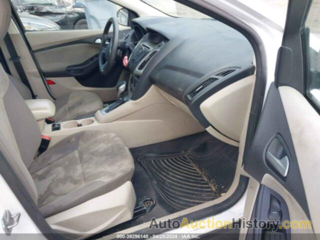 FORD FOCUS SE, 1FADP3F22DL218684