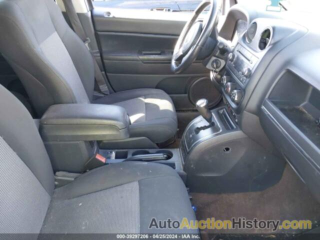 JEEP COMPASS LATITUDE, 1C4NJDEB9DD217579