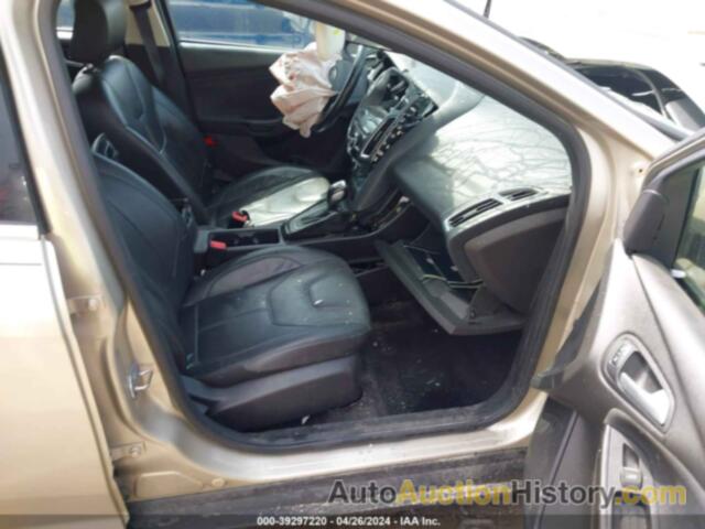 FORD FOCUS TITANIUM, 1FADP3N29JL229601