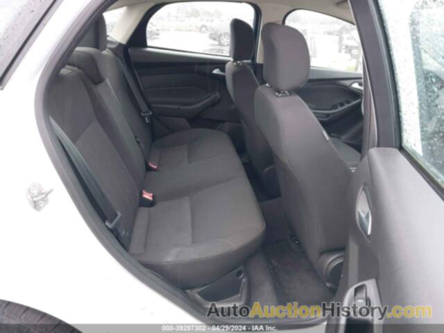 FORD FOCUS SE, 1FADP3F20FL243943