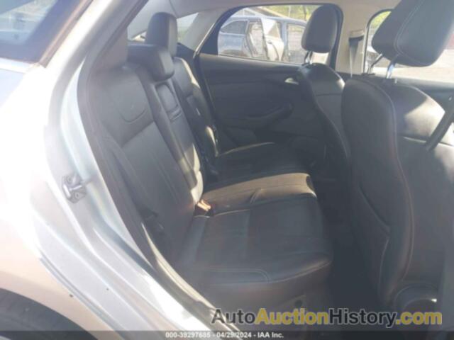 FORD FOCUS SEL, 1FAHP3H28CL226401