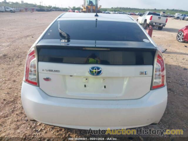 TOYOTA PRIUS THREE, JTDKN3DU9D5553666