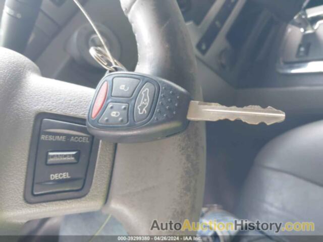 JEEP GRAND CHEROKEE LAREDO, 1J8GR48KX7C638646