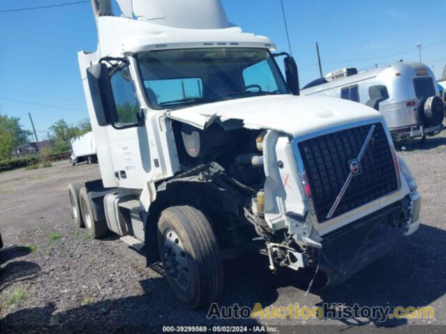 VOLVO VNL, 4V4NC9EH2JN892115