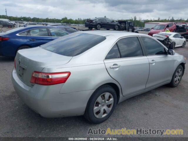 TOYOTA CAMRY LE, 4T1BE46KX8U754310