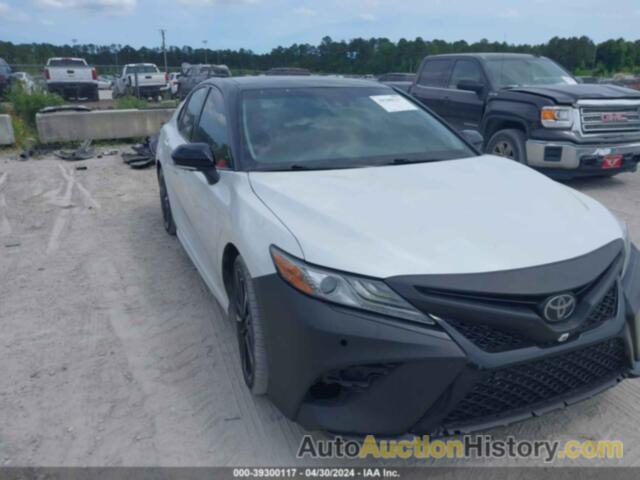 TOYOTA CAMRY XSE V6, 4T1BZ1HK2JU020329