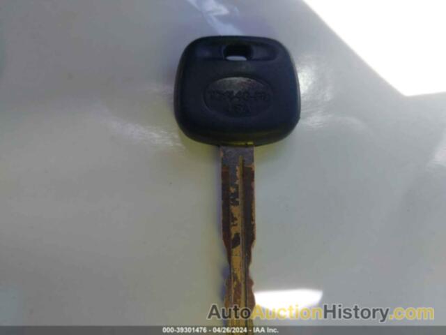 TOYOTA YARIS LE, JTDKTUD37DD551391