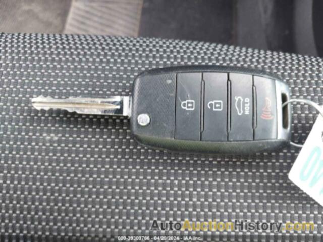 KIA FORTE LX, 3KPFK4A77HE051439