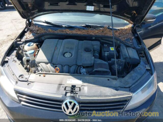 VOLKSWAGEN JETTA SE, 3VWDX7AJ2BM313612