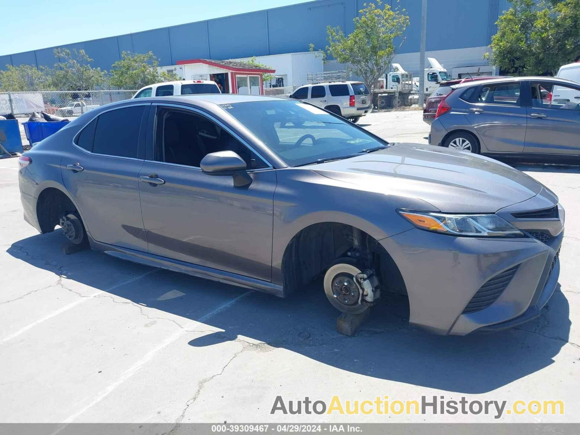 TOYOTA CAMRY SE, 4T1B11HK3KU227465