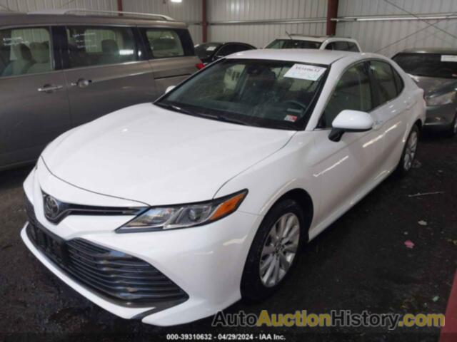 TOYOTA CAMRY LE, JTNB11HK8J3010420