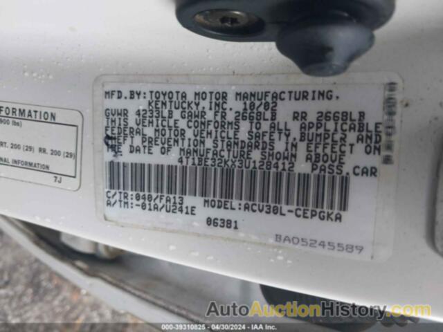 TOYOTA CAMRY XLE, 4T1BE32KX3U128412