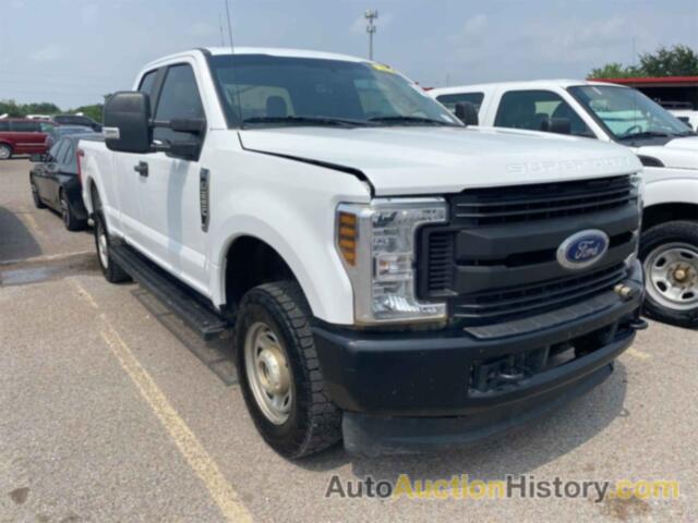 FORD F-250 XL, 1FT7X2B66KEE91705