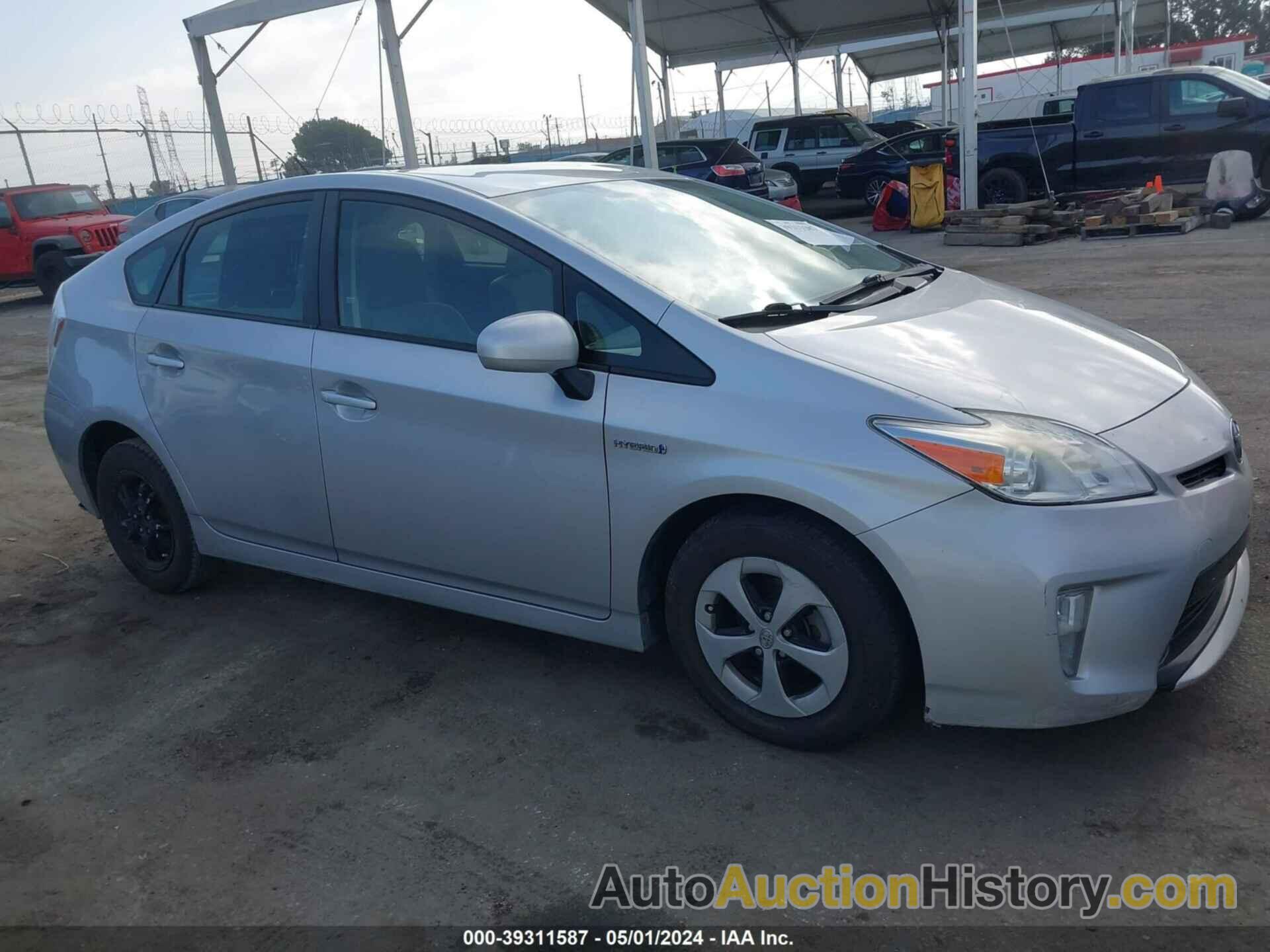 TOYOTA PRIUS TWO, JTDKN3DU6E0363225