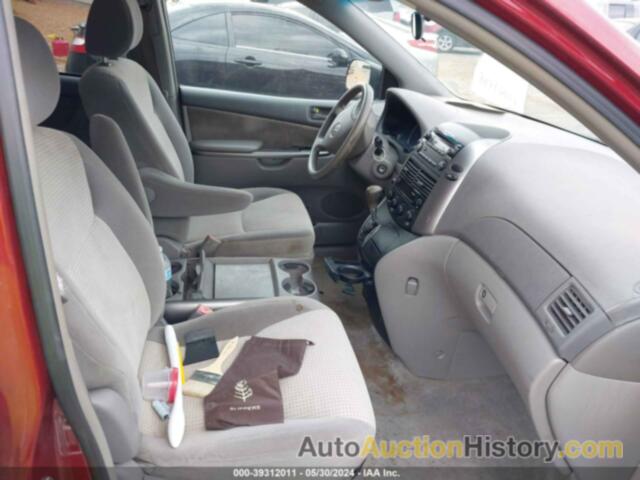 TOYOTA SIENNA LE, 5TDZA23C56S566506