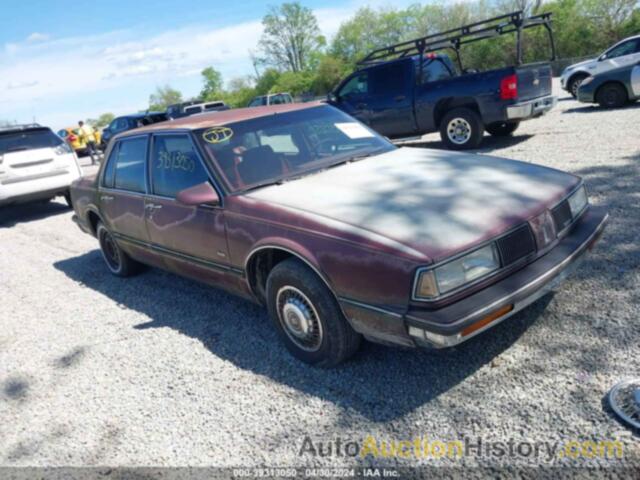 OLDSMOBILE DELTA 88 ROYALE, 1G3HN54C5KW375677