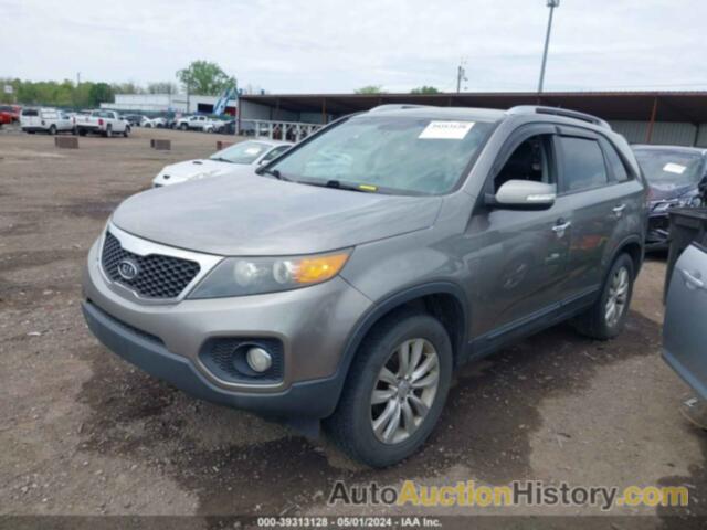 KIA SORENTO EX, 5XYKU4A14BG002357