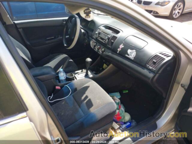 TOYOTA CAMRY SE, 4T1BE32K74U850566