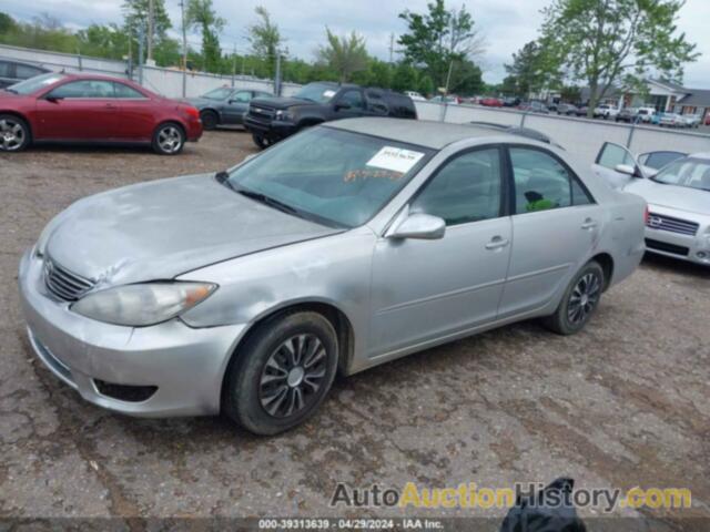 TOYOTA CAMRY LE, 4T1BE32K52U513570