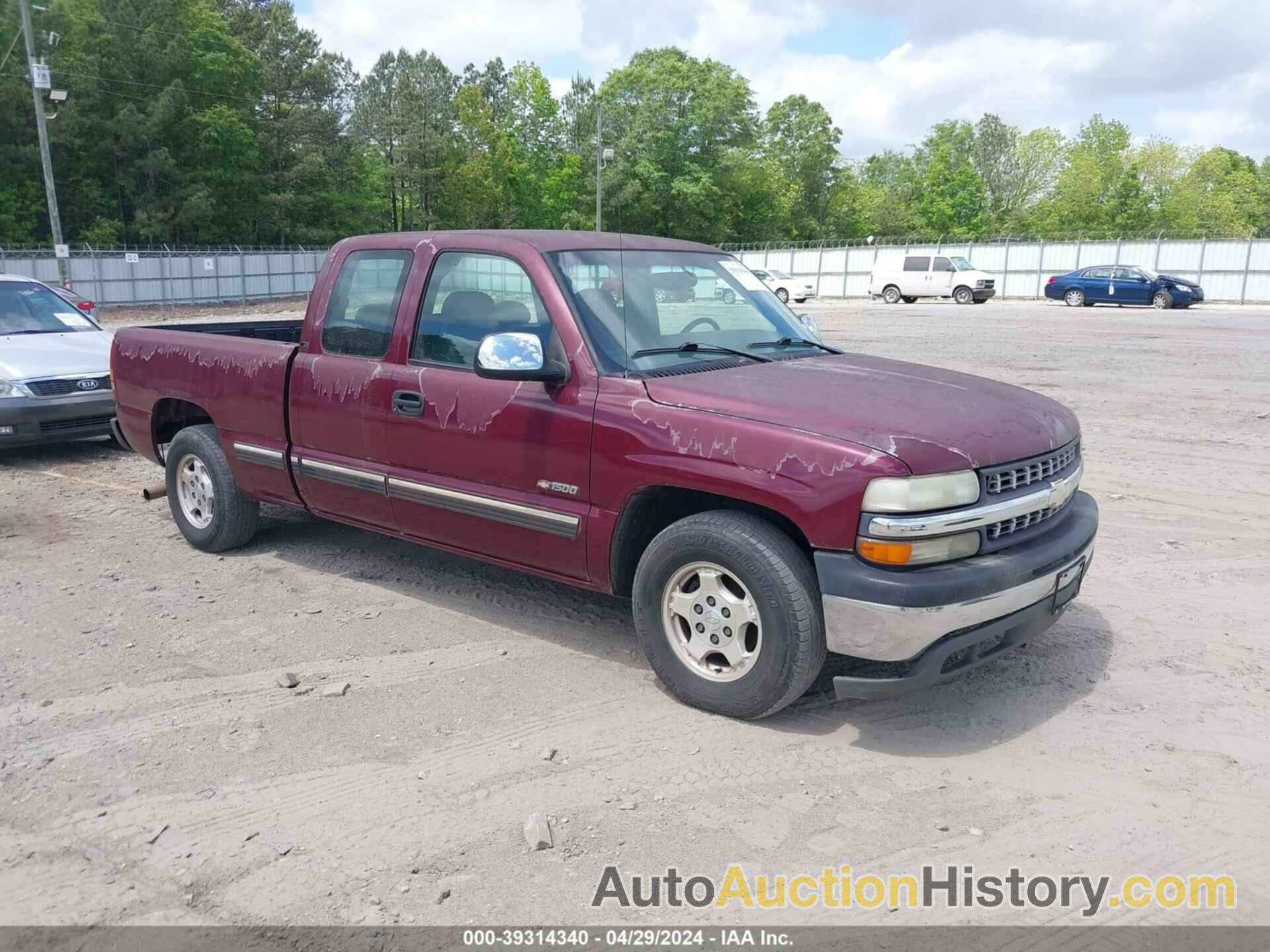 CHEVROLET SILVERADO 1500 LS, 2GCEC19VX21421717