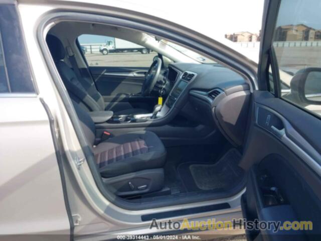 FORD FUSION SE, 3FA6P0H7XGR114045