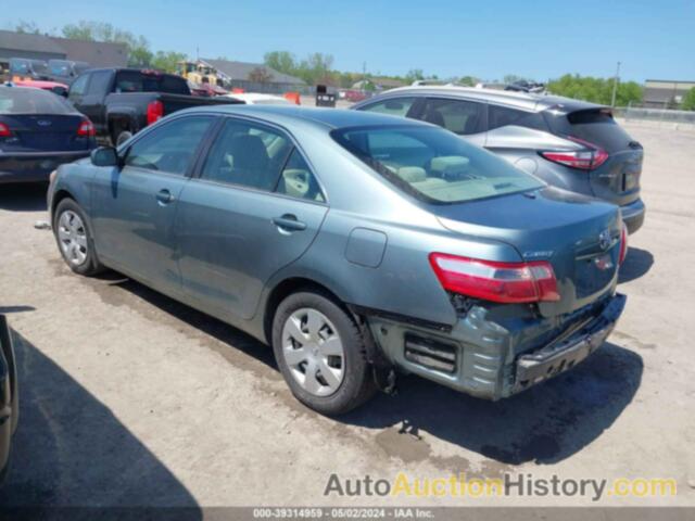 TOYOTA CAMRY LE, 4T1BE46KX8U738401