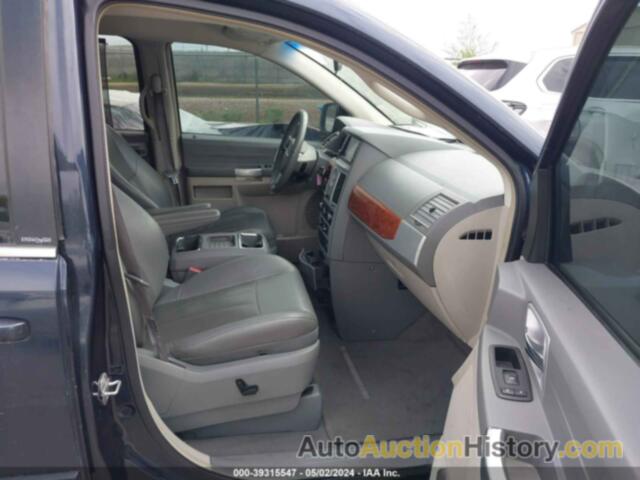 CHRYSLER TOWN & COUNTRY TOURING, 2A8HR54P18R757982