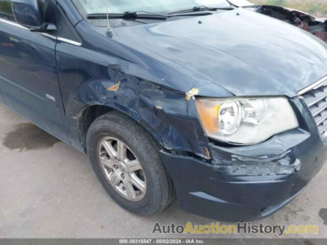 CHRYSLER TOWN & COUNTRY TOURING, 2A8HR54P18R757982