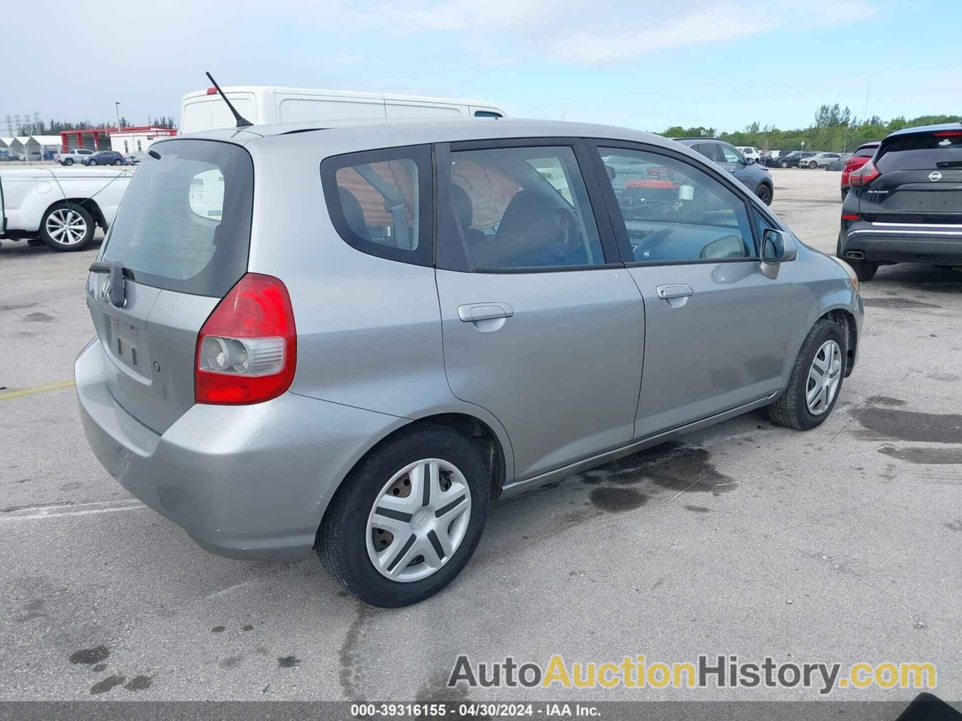 HONDA FIT, JHMGD38497S022037