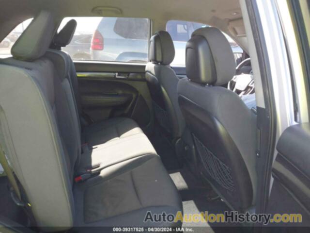 KIA SORENTO LX, 5XYKT4A63DG414156